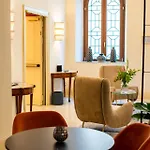 Sentho Hotel 3*