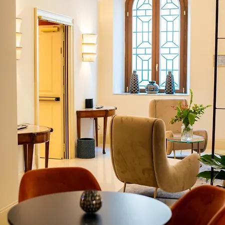 Sentho Hotel 3*