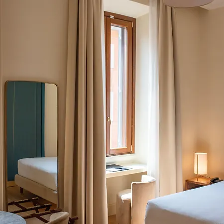Otel Sentho 3*