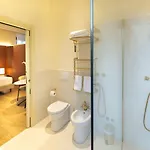 Sentho Hotel 3*